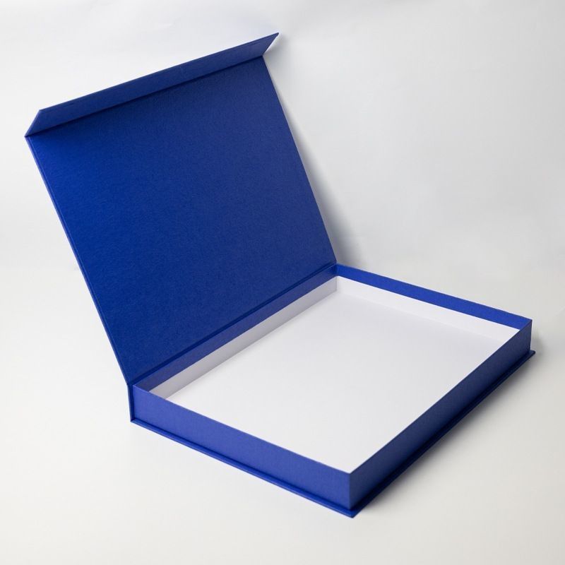 Boîte cadeau en carton rigide magnétique personnalisée pour montre T-shirt Bonbons bijoux