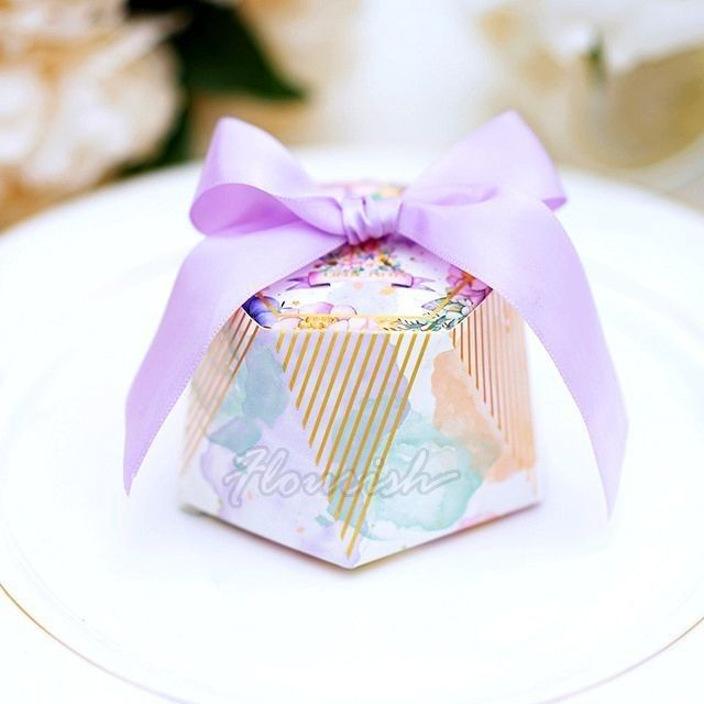 Boîte d'emballage en papier cadeau de bonbons chocolatés sur mesure en feuille d'or chaude