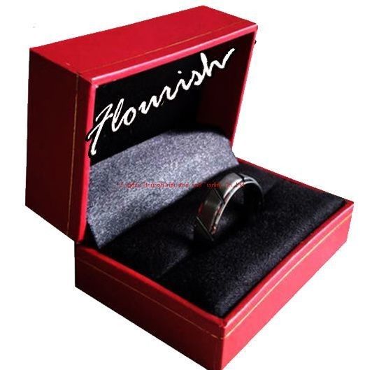 Emballage de bijoux portable à charnière en forme de coquille en carton cadeau en papier avec insert de velours selon les exigences du client