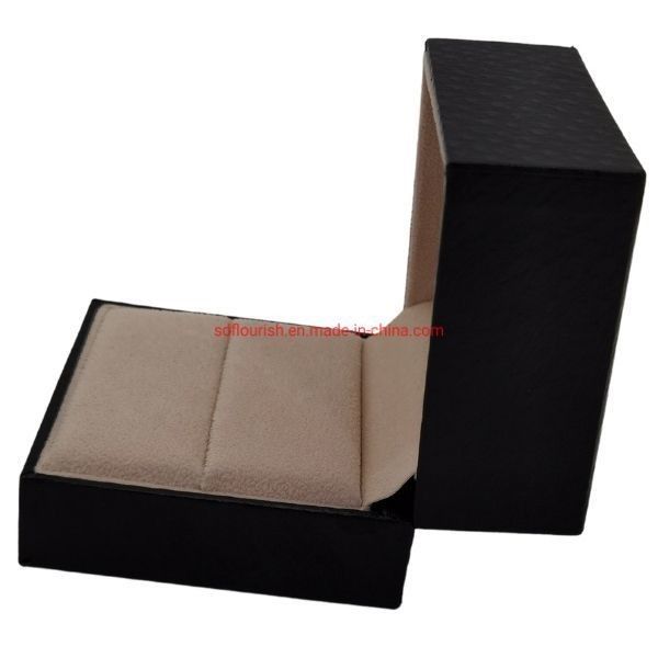 Traitement de surface d'estampage à chaud Elegante couleur grise Carré Poignée en forme de bracelet Bracelet Boîte d'emballage cadeau rose