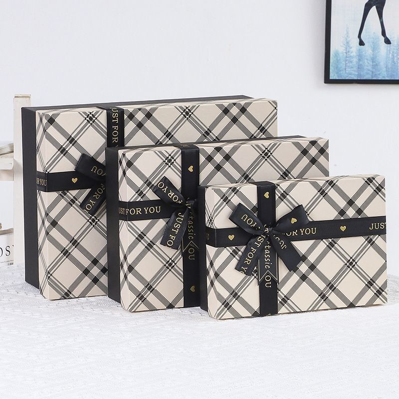 Boîte cadeau à ruban, cravate, cravate, couvercle et base Boîtes cadeau en papier de luxe
