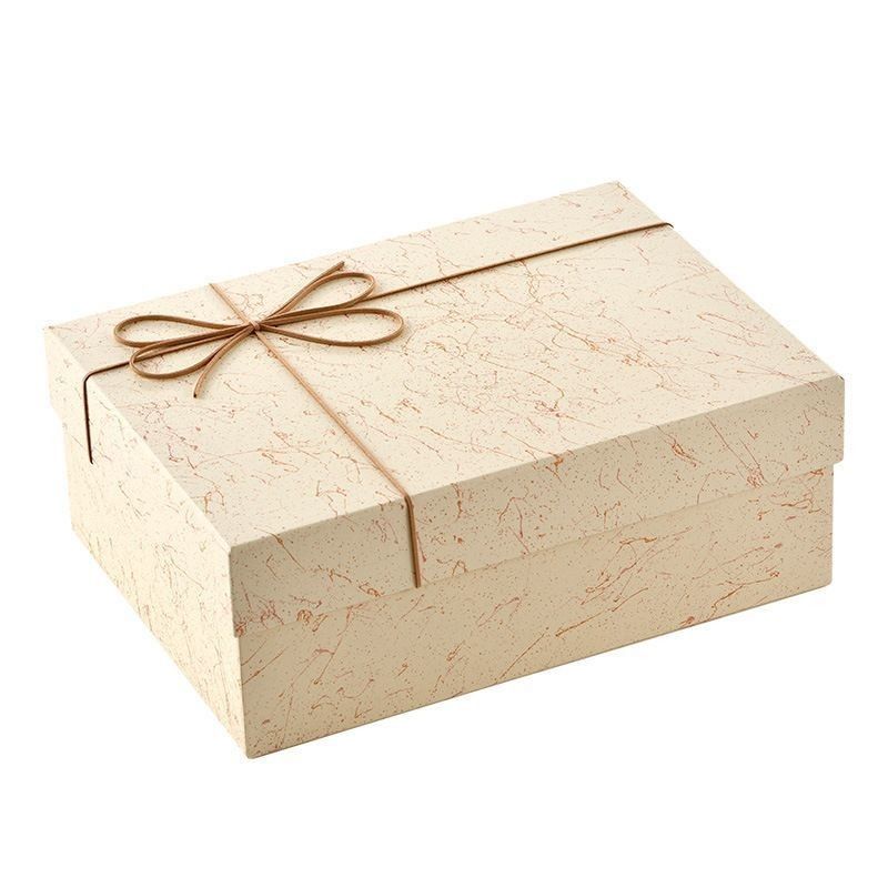 Impression à deux côtés en carton rigide en papier d'emballage Carton pour vêtements et chaussures de luxe