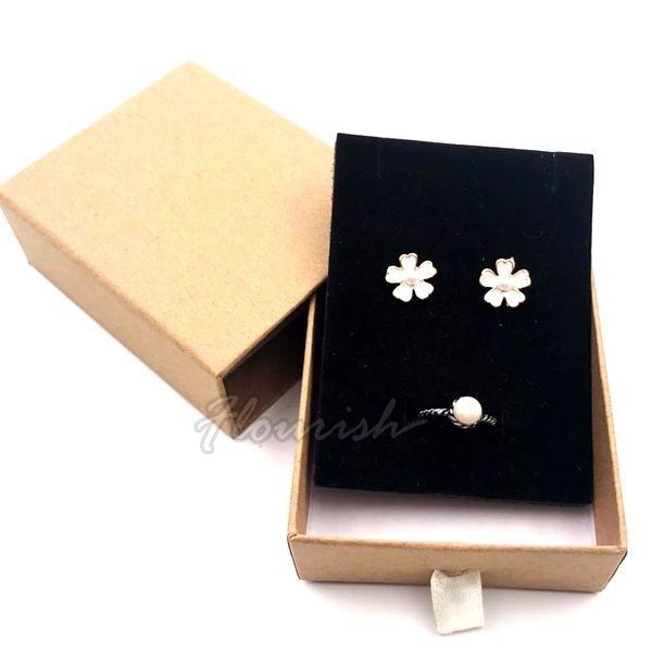 Boîtes à bijoux en papier kraft moyen Boîtes cadeaux en carton / carton Couleur et taille multiples