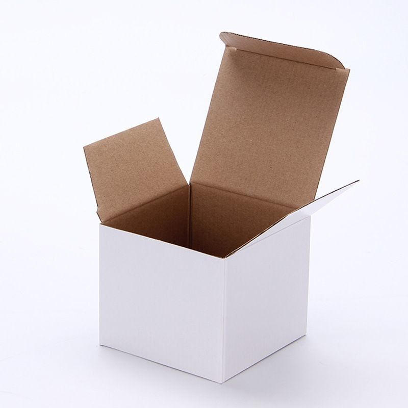 Boîtes cadeaux en papier 100% recyclé en haut pliable en une pièce en carton ondulé et boîtes d'expédition Kraft naturelles à rainures texturées