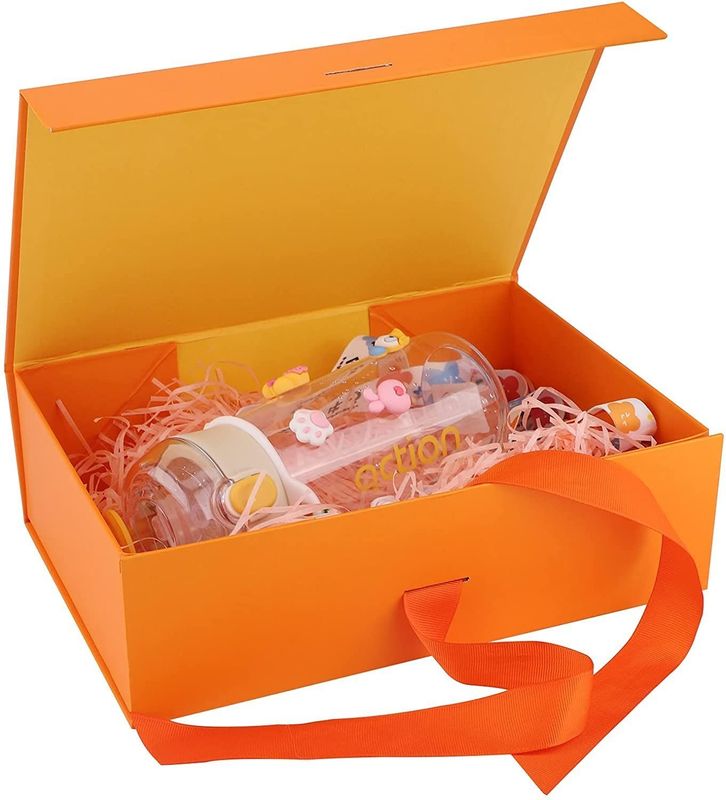 Boîte cadeau magnétique pliable avec ruban rigide boîte d'emballage en carton pour tasse de savon parfumé