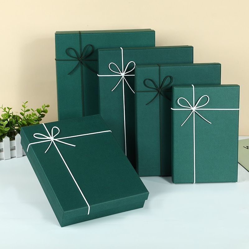 Boîtes cadeaux pour chaussures et vêtements Emballage Couleur solide Boîte rigide en carton Couvercle et base