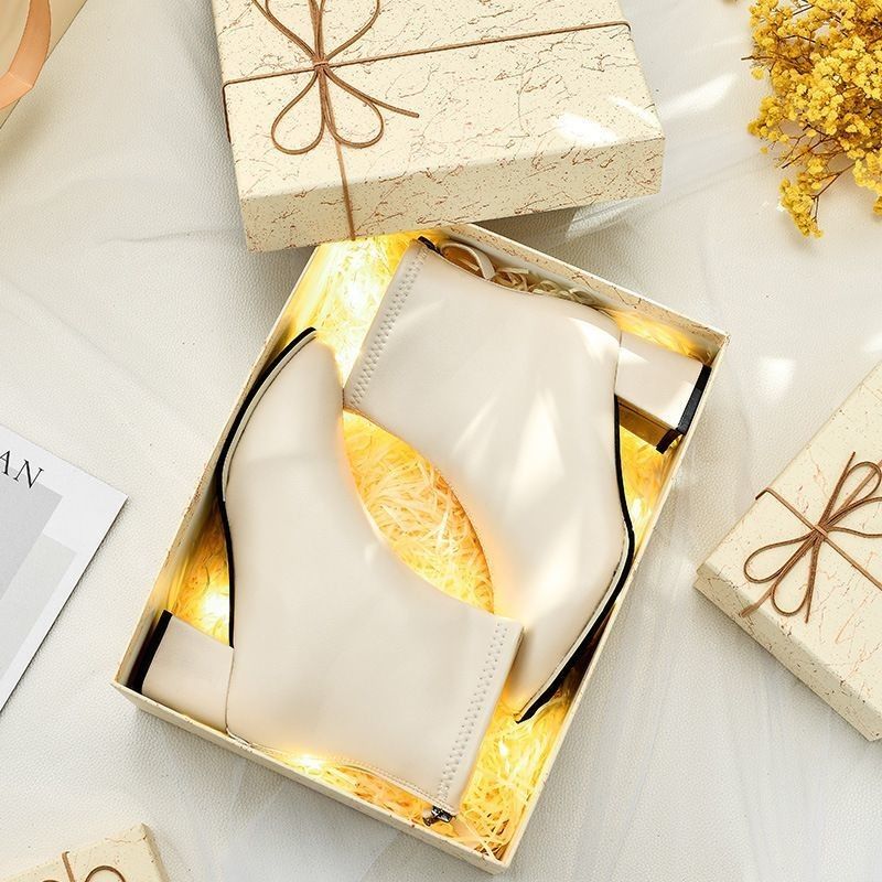 Boîte cadeau à la mode pour les vêtements, les chaussures, les cosmétiques, les soins de la peau et les emballages de beauté