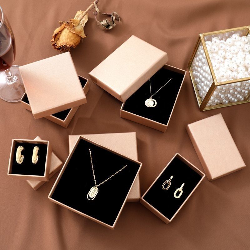 Boîte cadeau de bijoux de luxe de petite taille Boîte de stockage en papier Boîte d'affichage d'échantillons gratuits