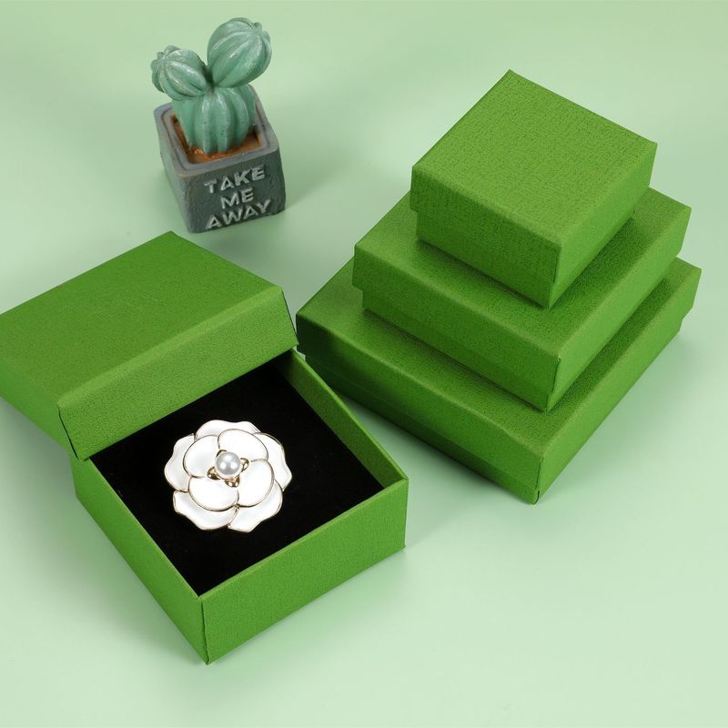 Boîte cadeau en carton et boîte cadeau de luxe