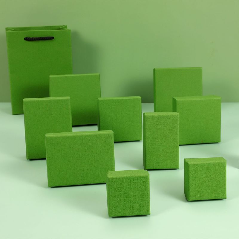 Boîte cadeau en carton et boîte cadeau de luxe