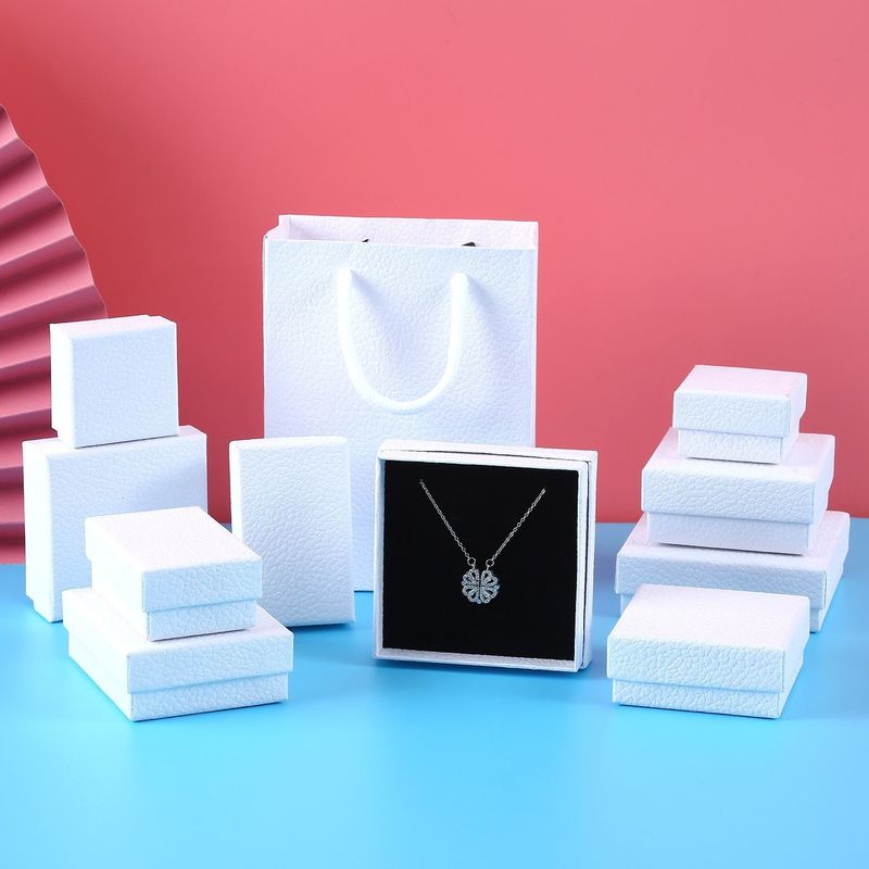 Couvercle rigide et base Boîte en carton Boîte cadeau en papier Offset Surface d'impression Manipulation du logo sur mesure Emballage imprimé