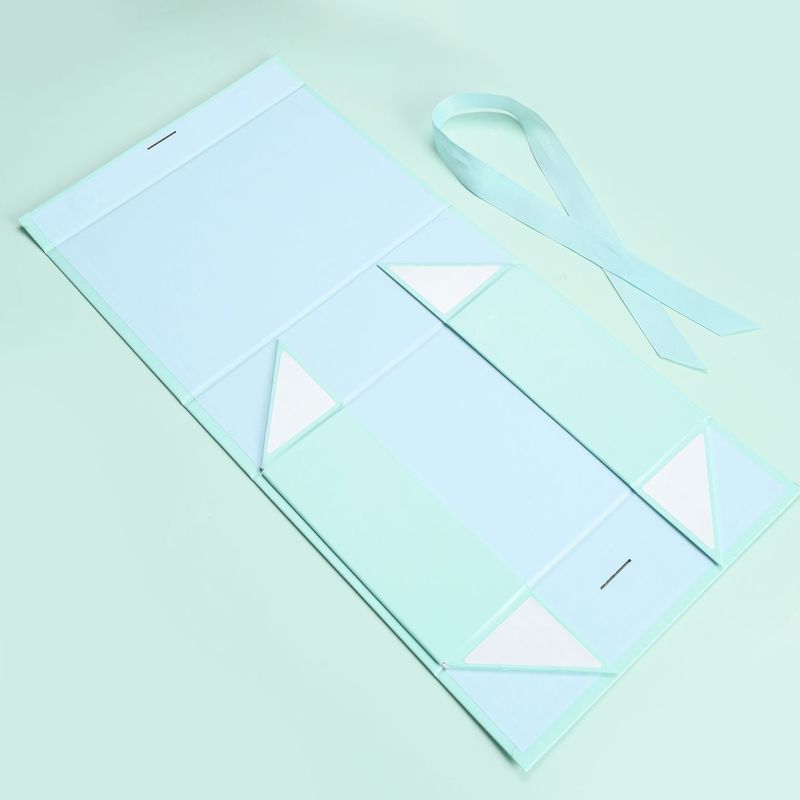 Maquillage Cosmétiques Chemises Chaussures Emballage Plagiable Logo personnalisé Boîte de rangement avec ruban et impression de logo