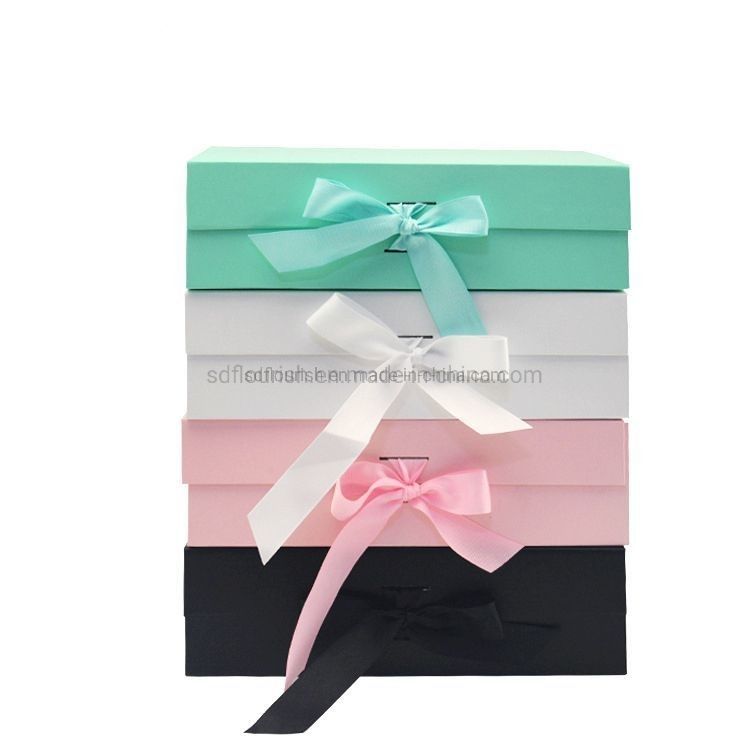 Boîte d'emballage en carton pliable à fermeture magnétique personnalisée pour la nourriture électronique ménagère cosmétiques gâteaux bijoux et cadeaux